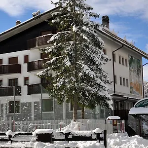 Biancaneve 3*, Aprica Italia
