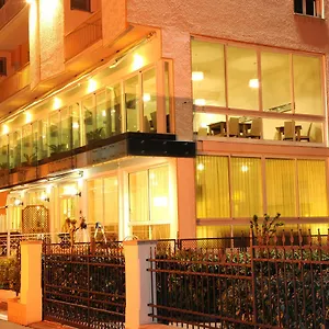 Dell'amarissimo 3*, Bellaria-Igea Marina Italia